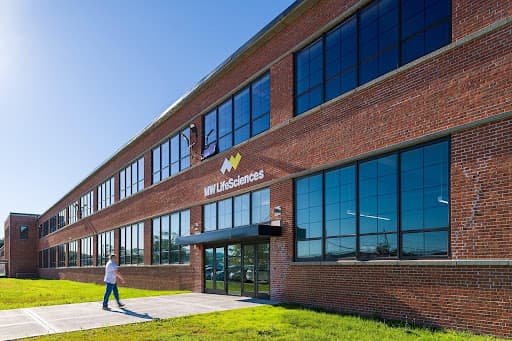 The Paragon Place – Multi-Center Complex